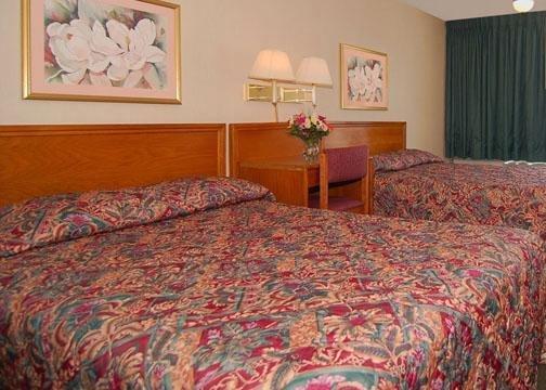 Econo Lodge Near Potomac Mills وودبريدج المظهر الخارجي الصورة